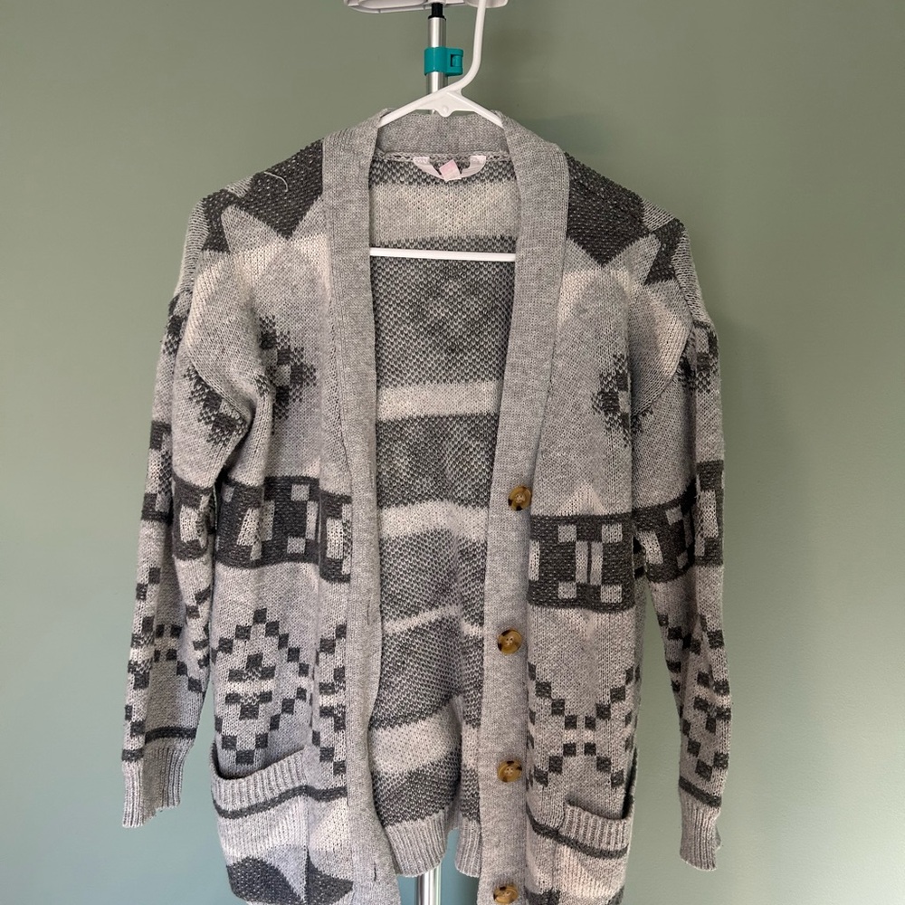 No Boundaries Gray Jacquard Patterned Cardigan